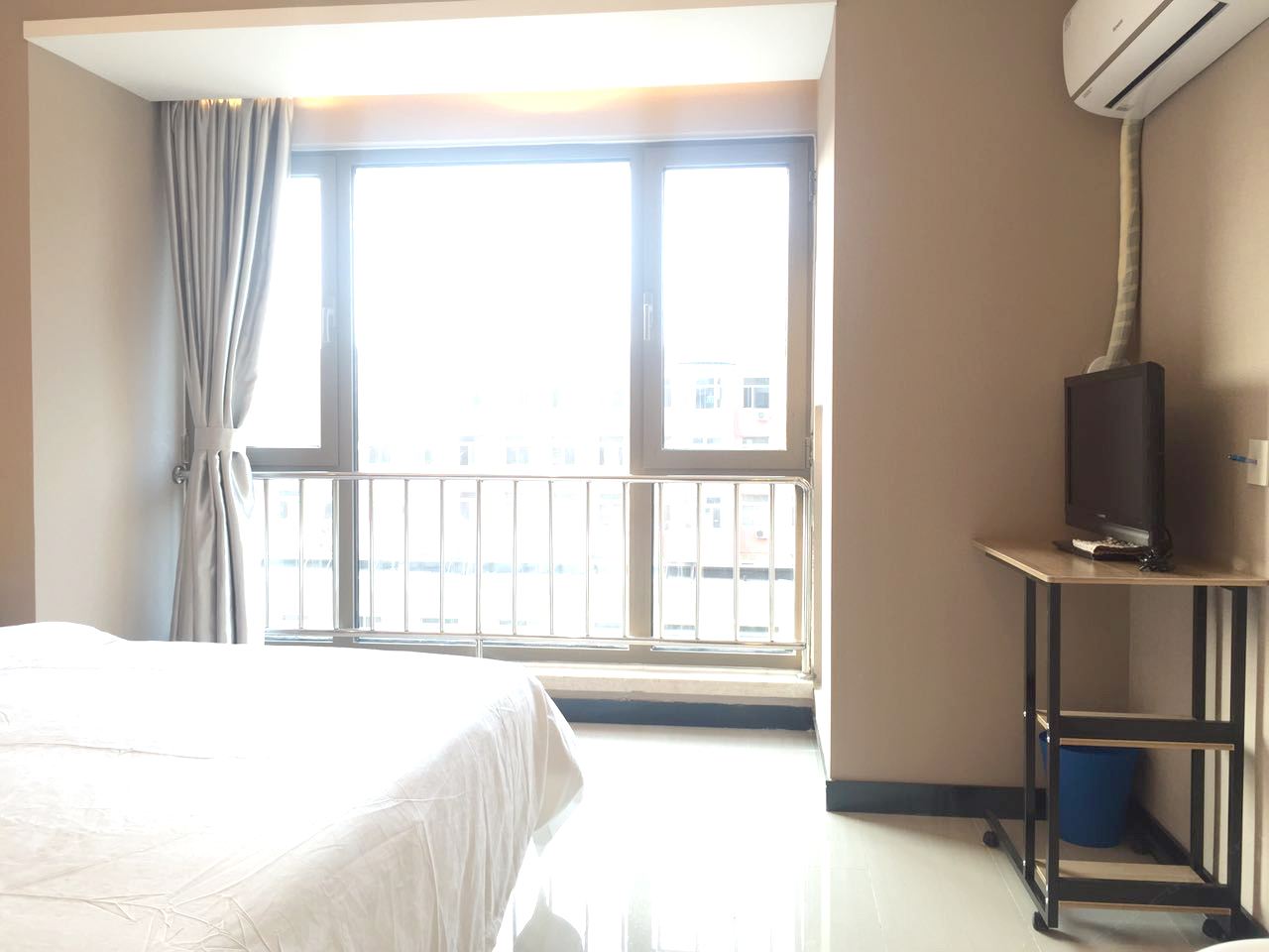 舒适大床房