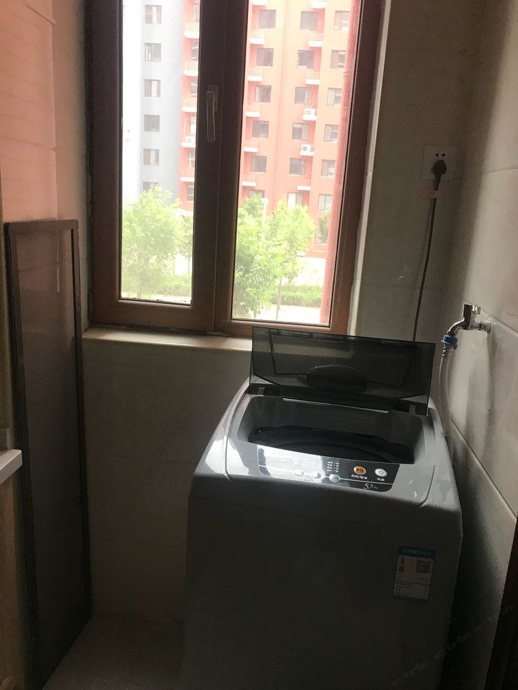 精致一室一厅套房
