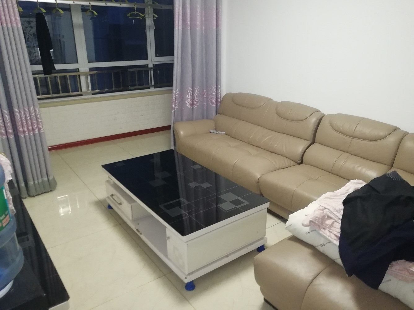 舒适二室一厅套房