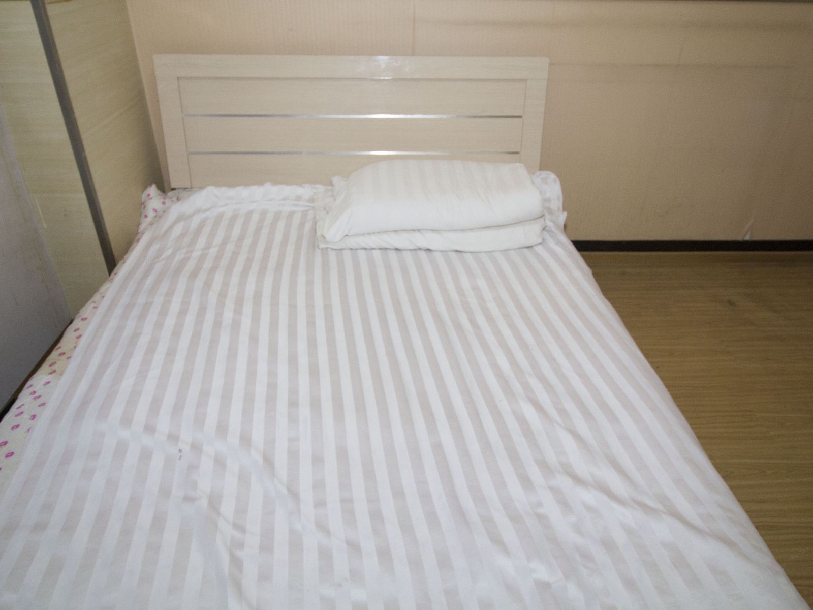 普通大床房(无窗)