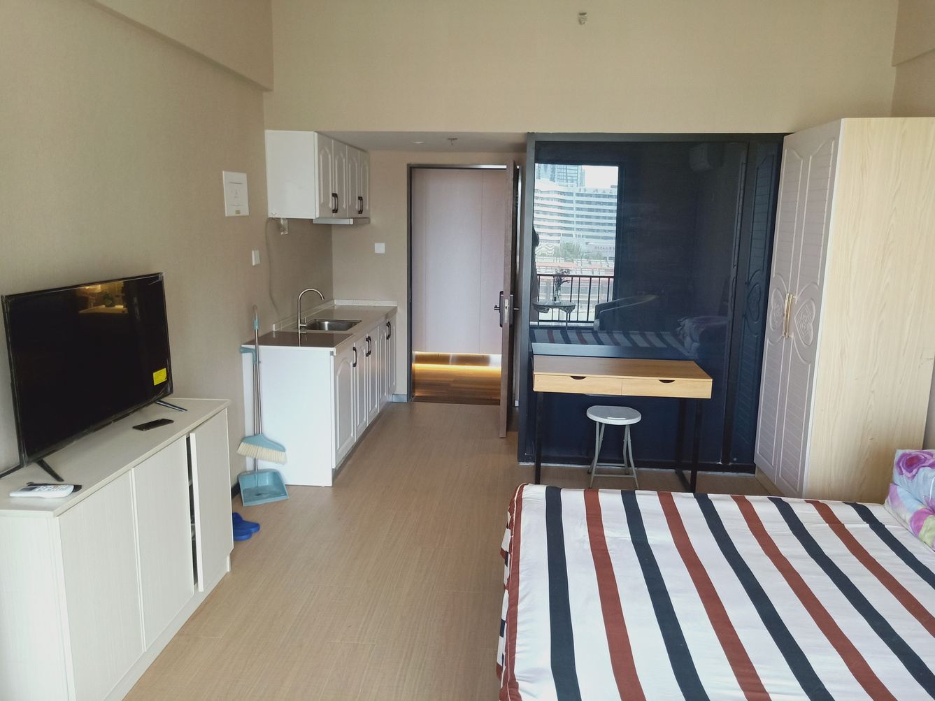 简约一室大床房