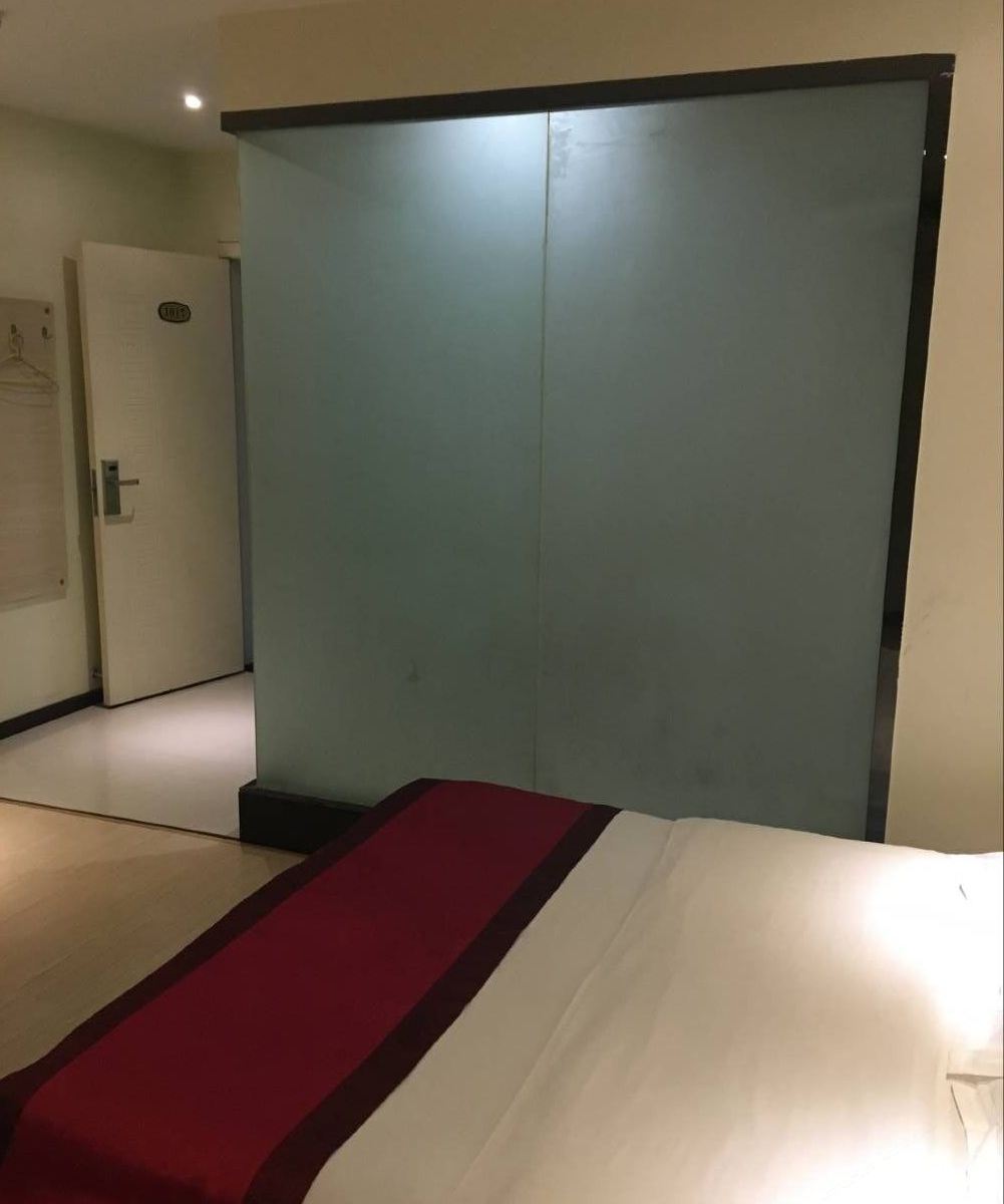 标准大床房
