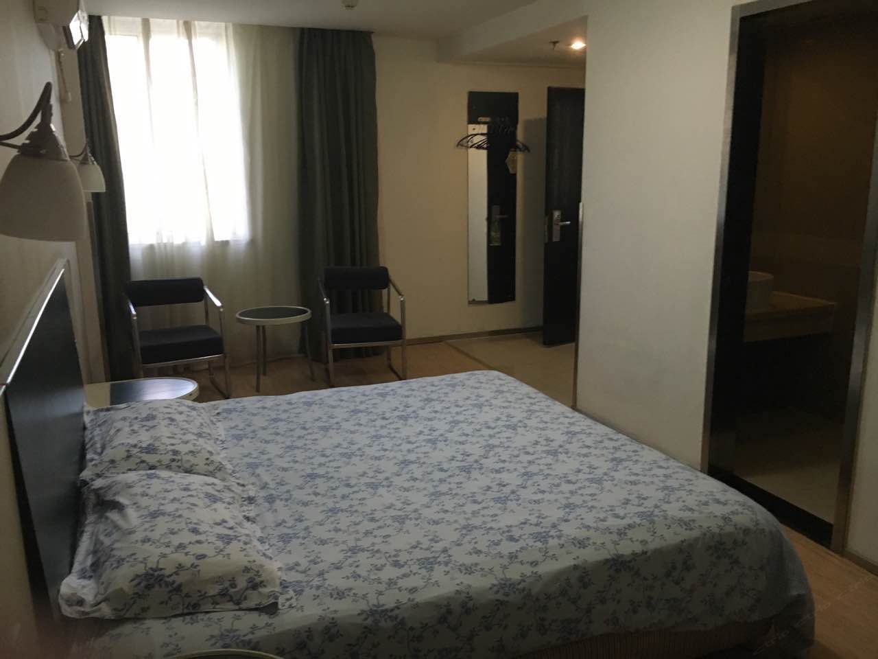 特惠大床房