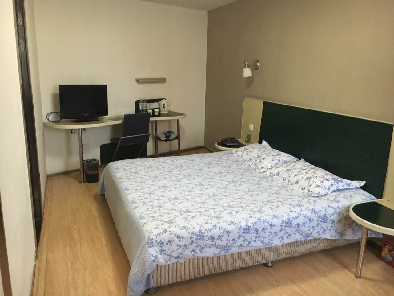 特惠大床房
