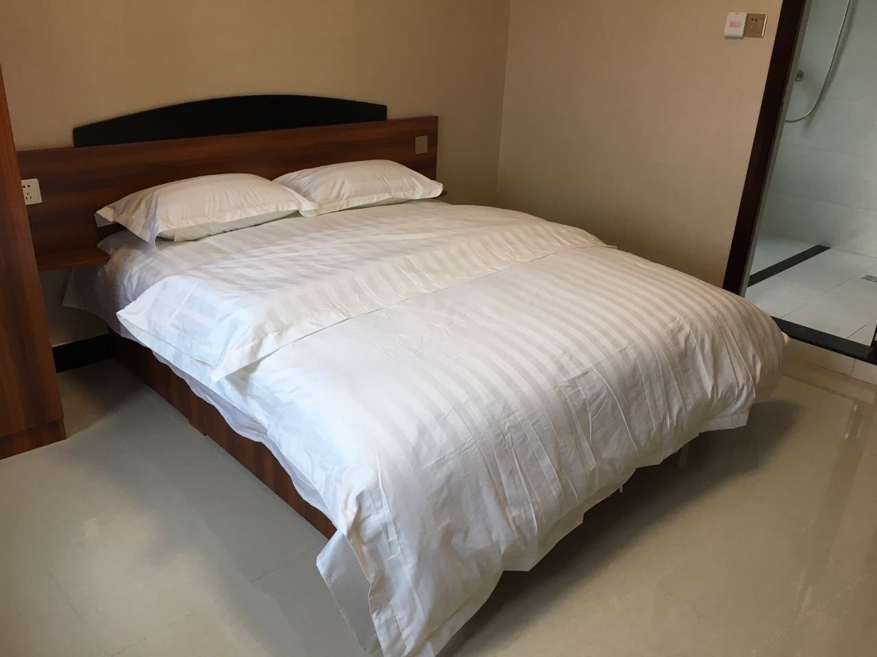 精致大床房