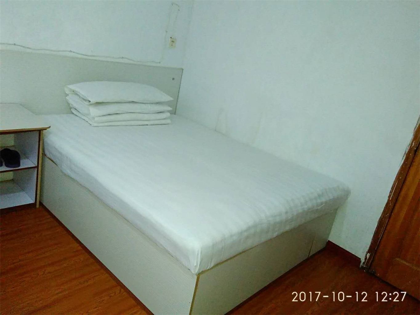 普通单人间(无窗)