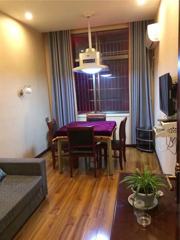 棋牌大床套房