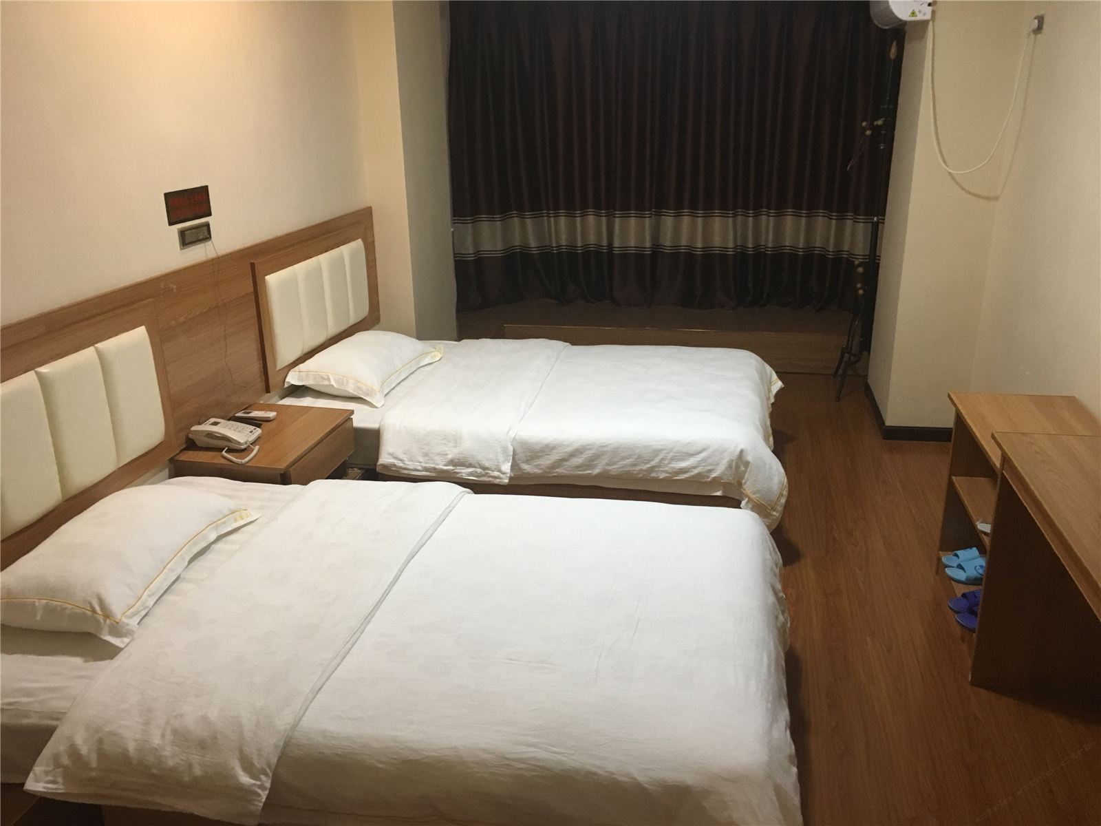 豪华双床房