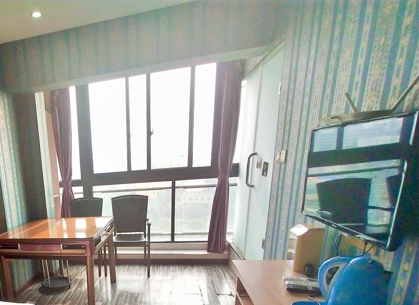 一室