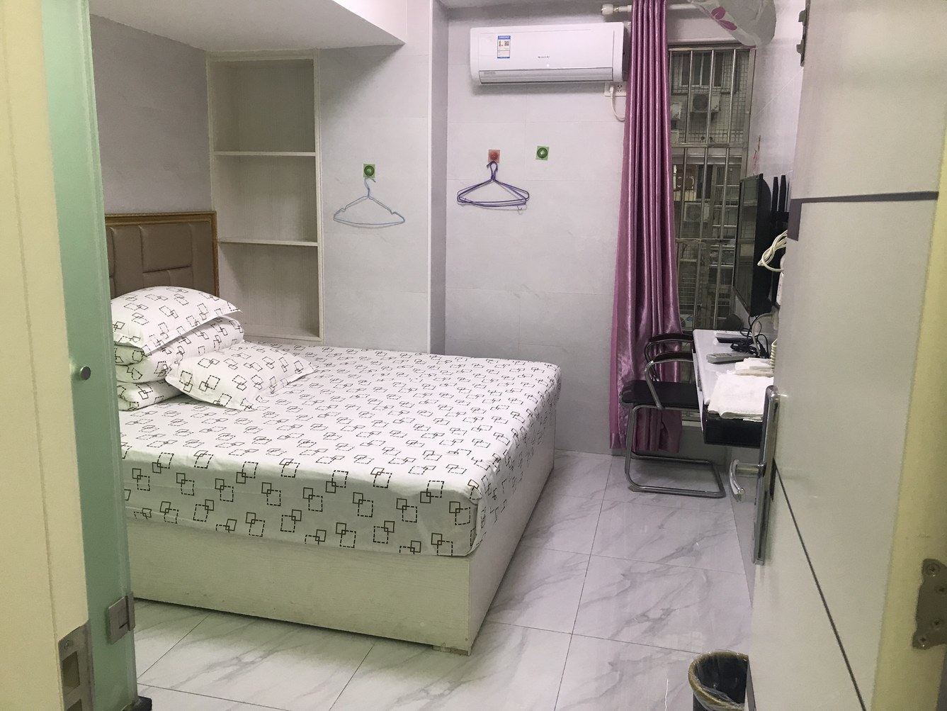 舒适大床房