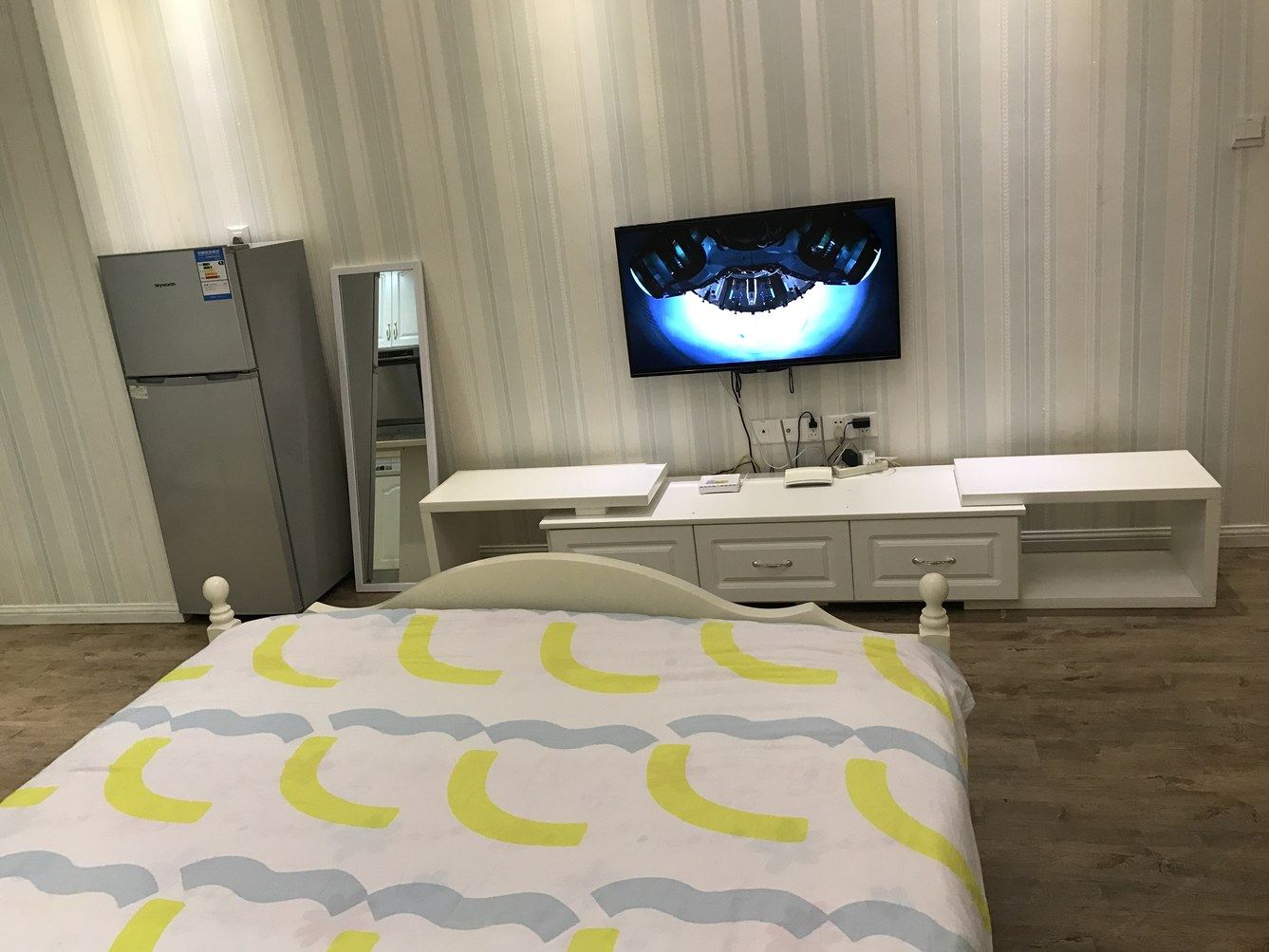 欧式一室大床房
