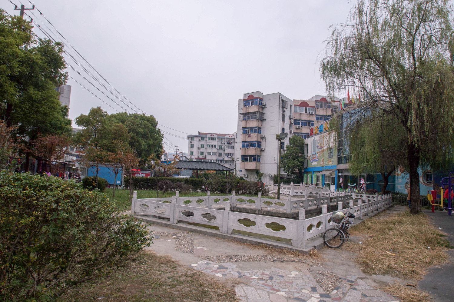 扬州近大学瘦西湖公寓(秋雨路店)
