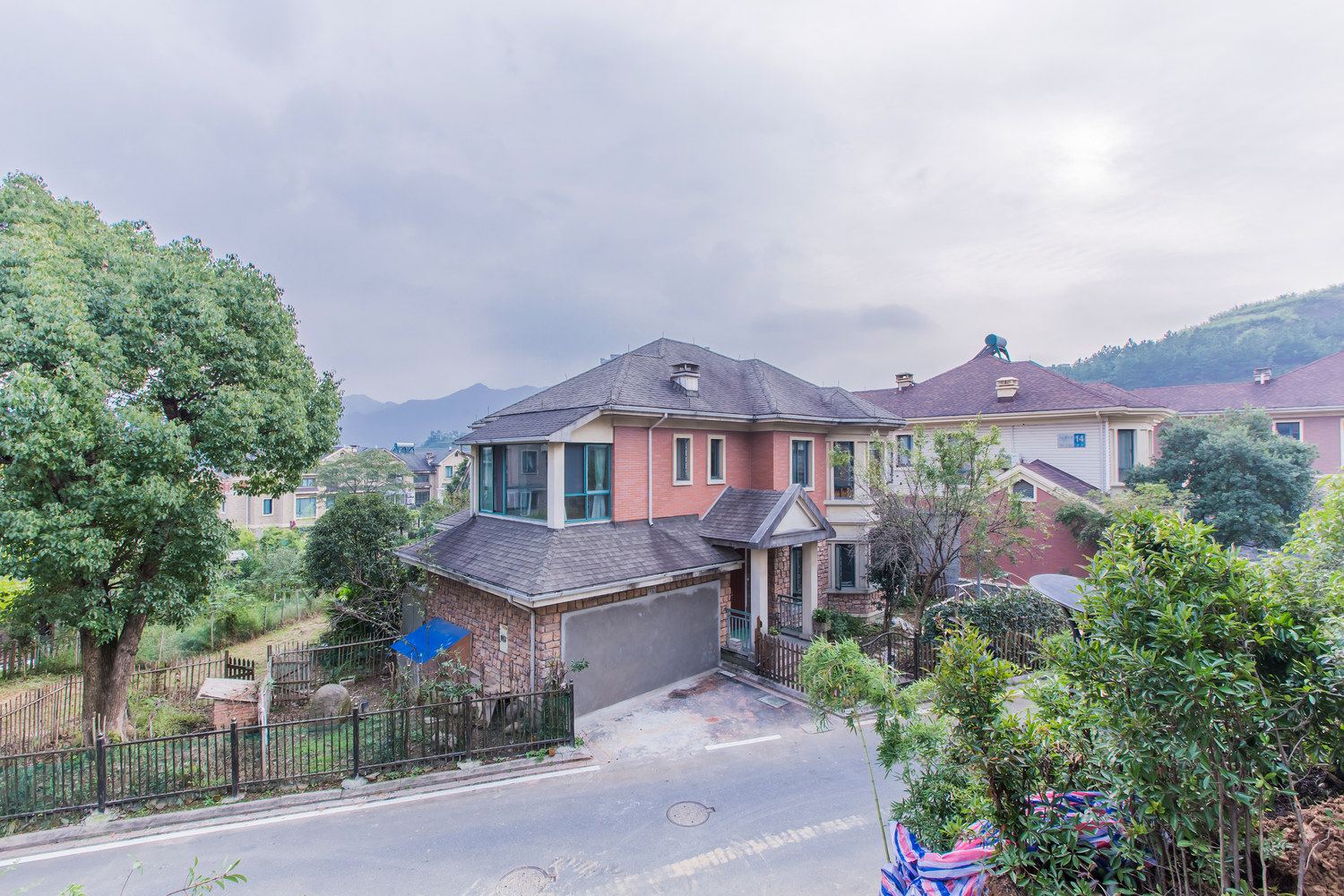 杭州西溪湿地优聚独栋别墅轰趴馆(西和路店)