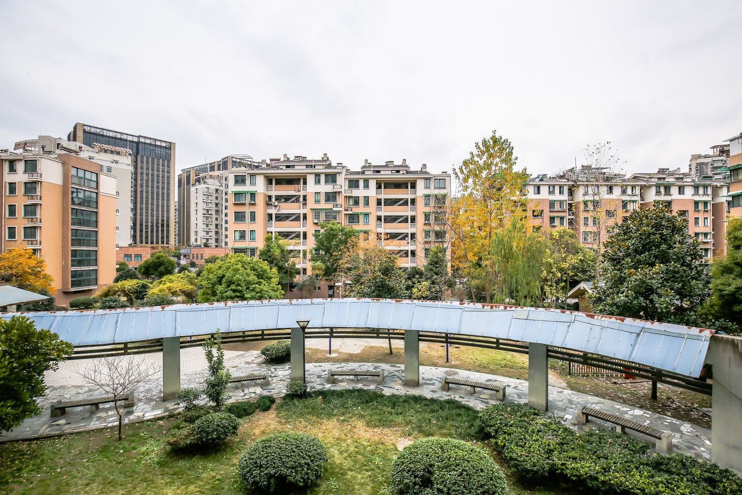 杭州奔奔的家普通公寓(沙地路店)