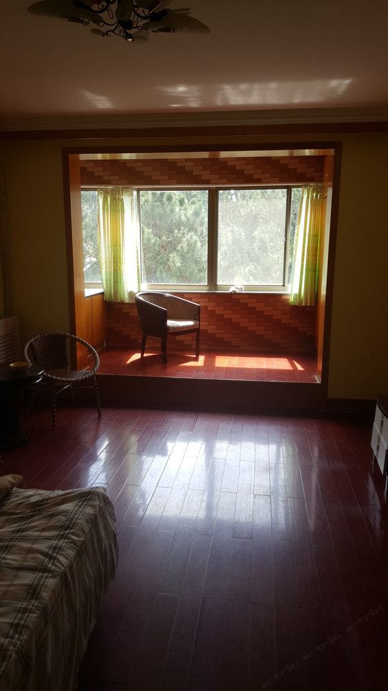 精装一室大床房