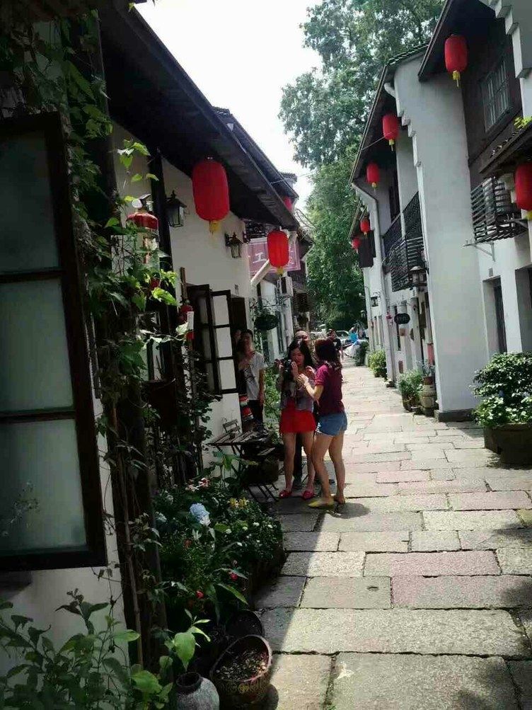 杭州皮皮PP特色民宿(长征桥路分店)