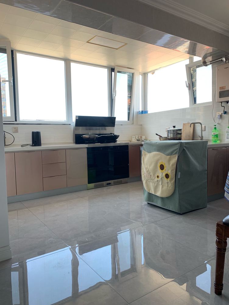 看海二室二厅套房