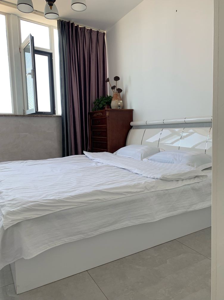 看海二室二厅套房