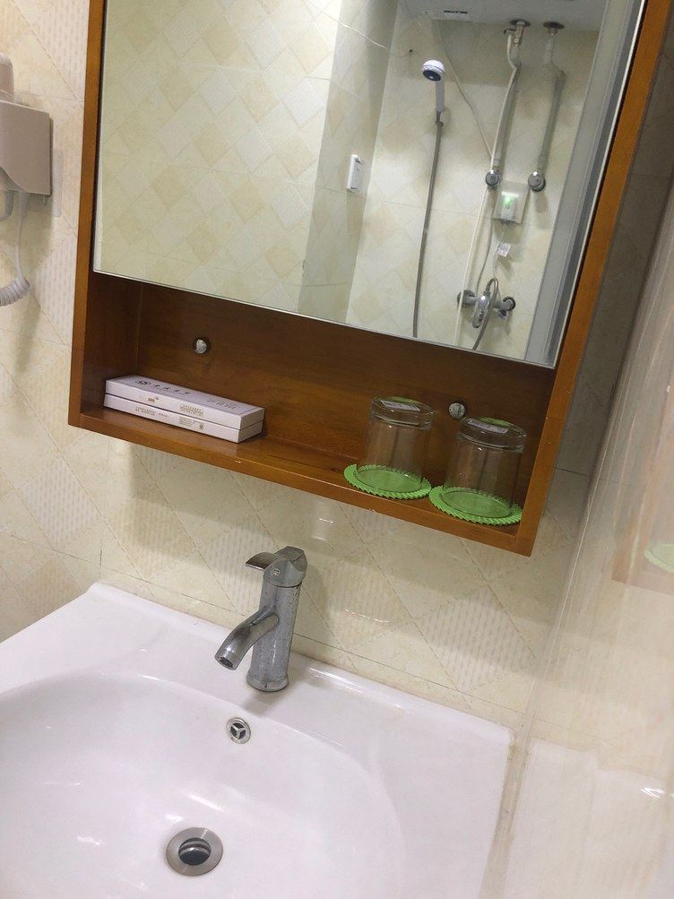 舒适温馨家庭房