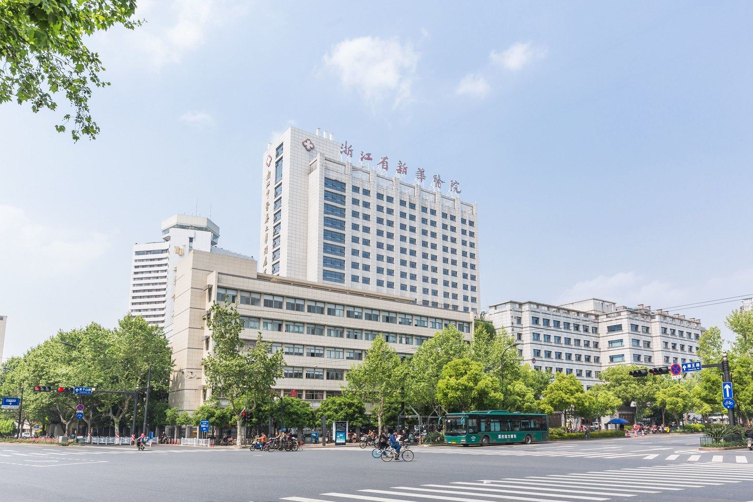 杭州玩西湖游厦大公寓(缤纷儿童乐园分店)