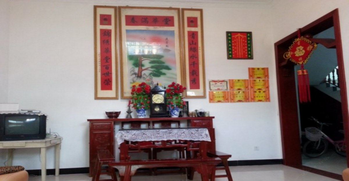客栈标准间(无窗)