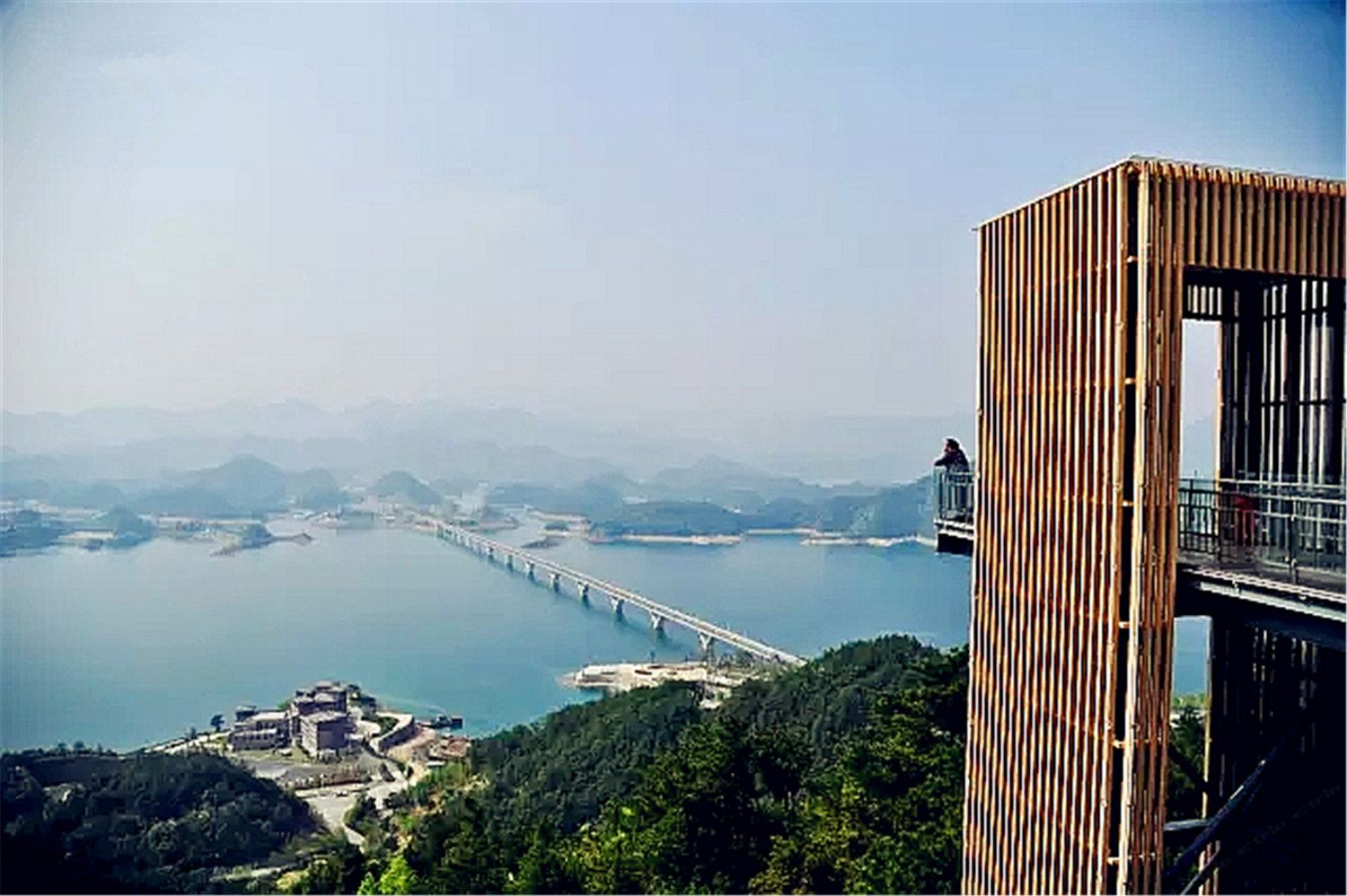 千岛湖临湖缦居五居湖景别墅