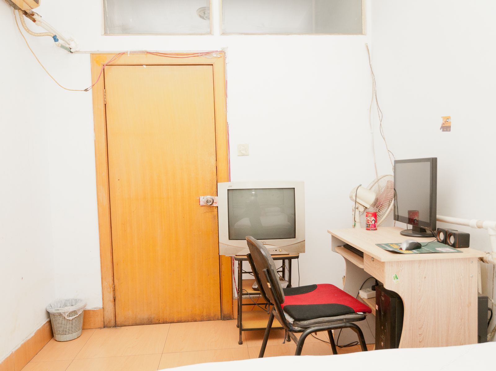 电脑大床房