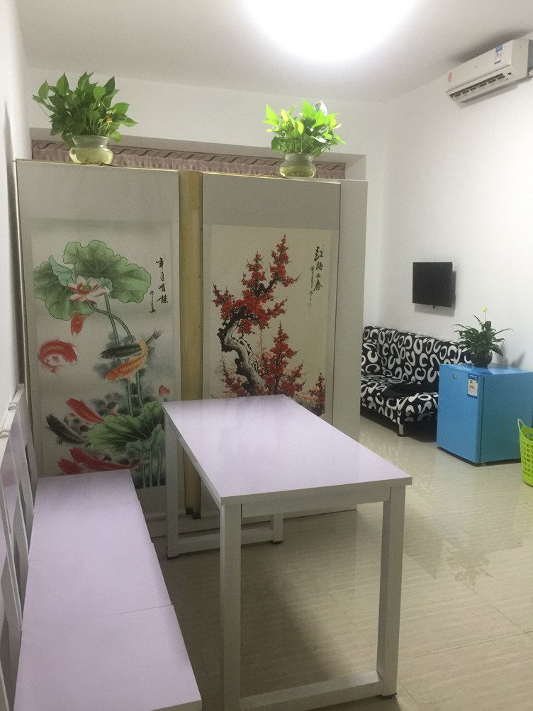 简约一室大床房