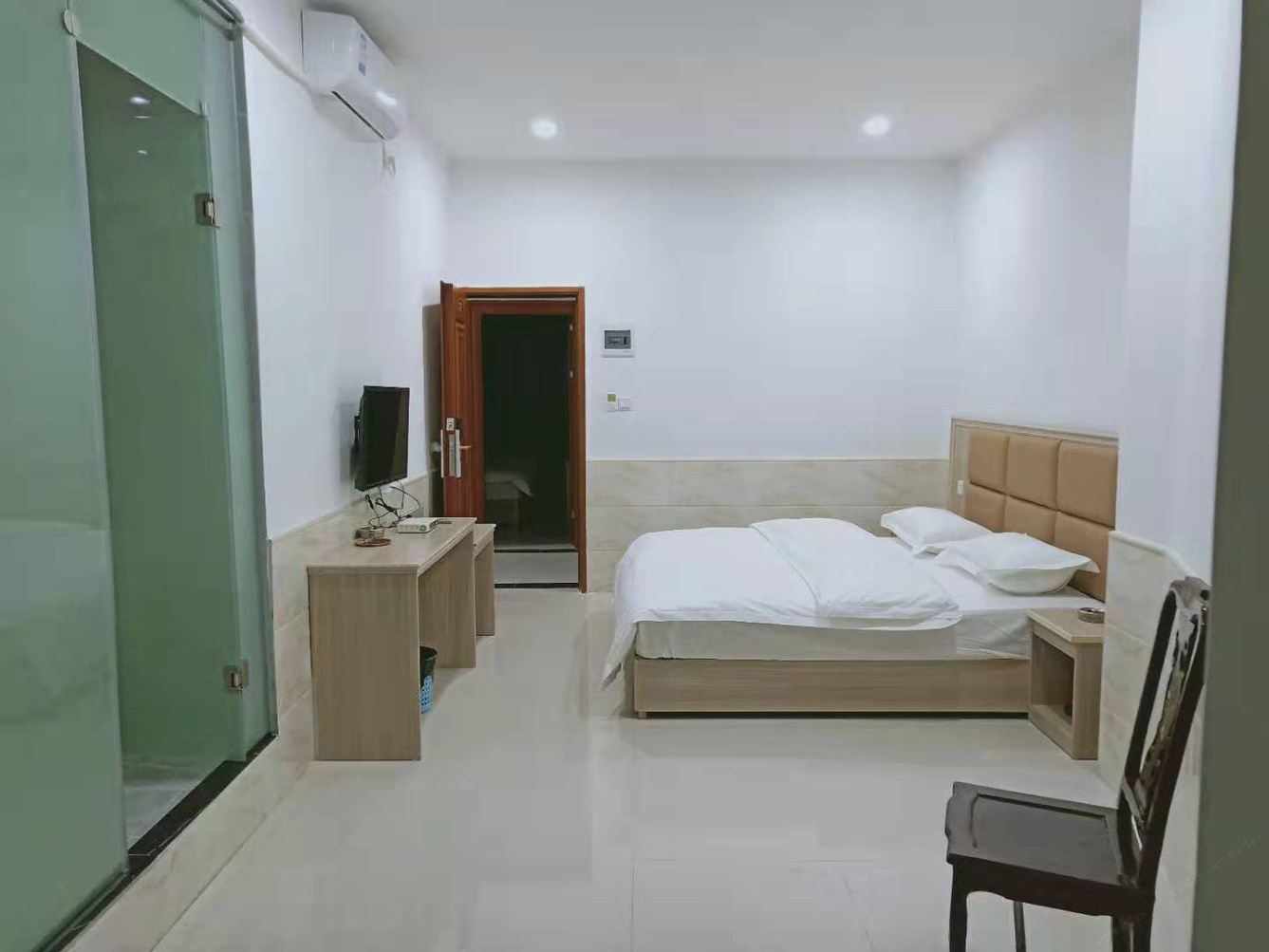 一室大床房