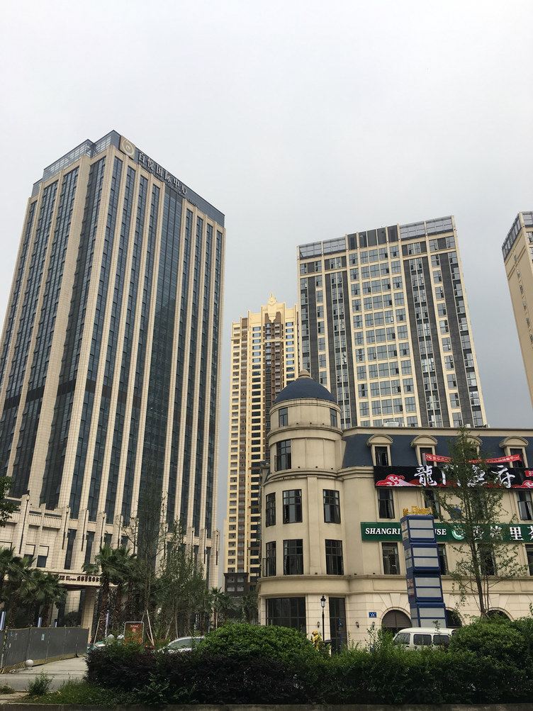 成都三圣乡附近川师大旁复式酒店公寓(金桉路店)