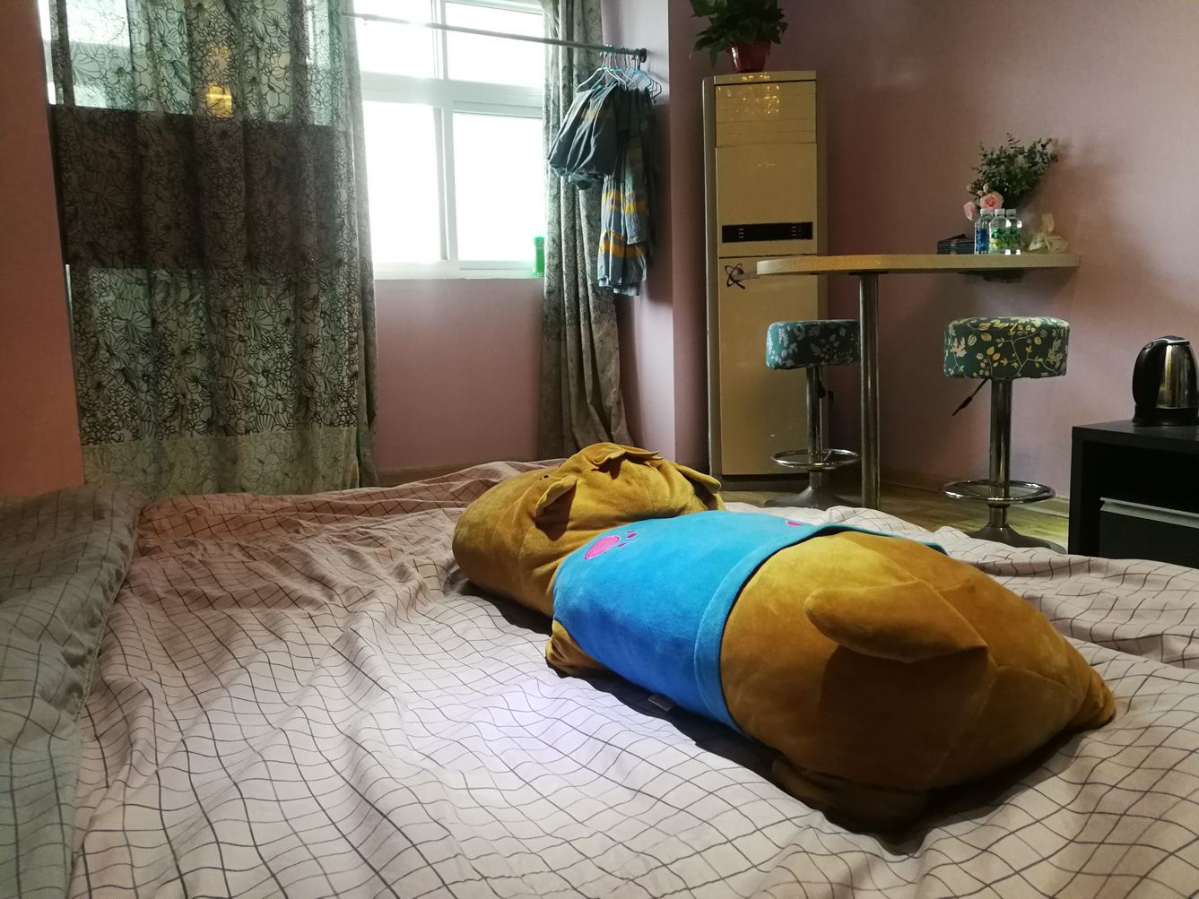 欢乐一室圆床房