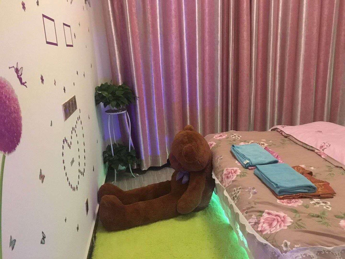 精致大床房