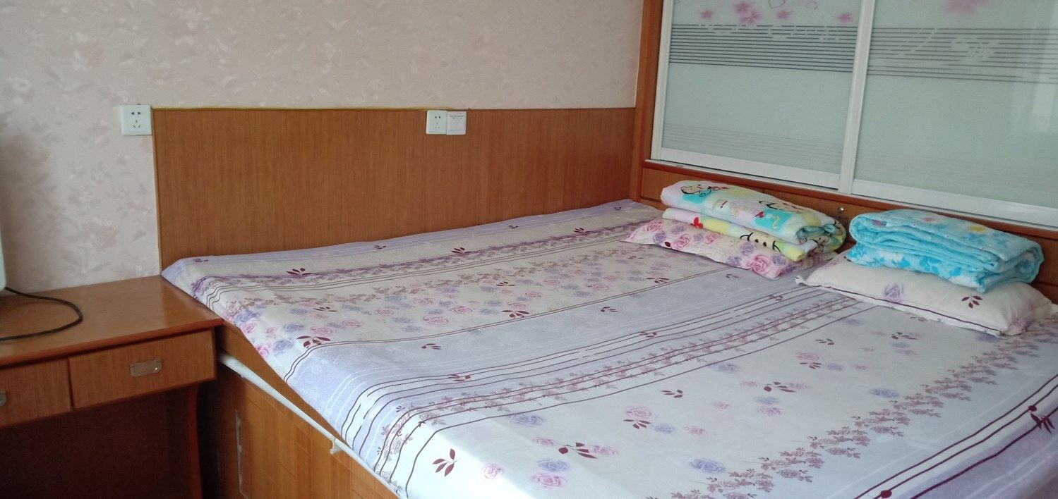 精致三室一厅套房