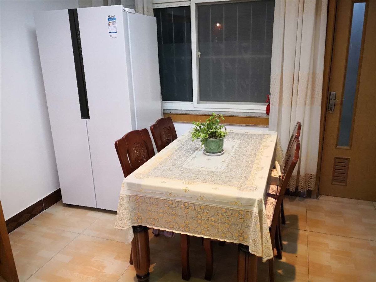 精致二室一厅套房