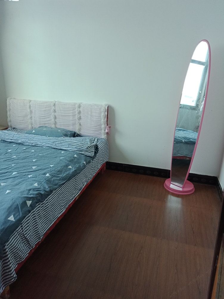 一室大床房