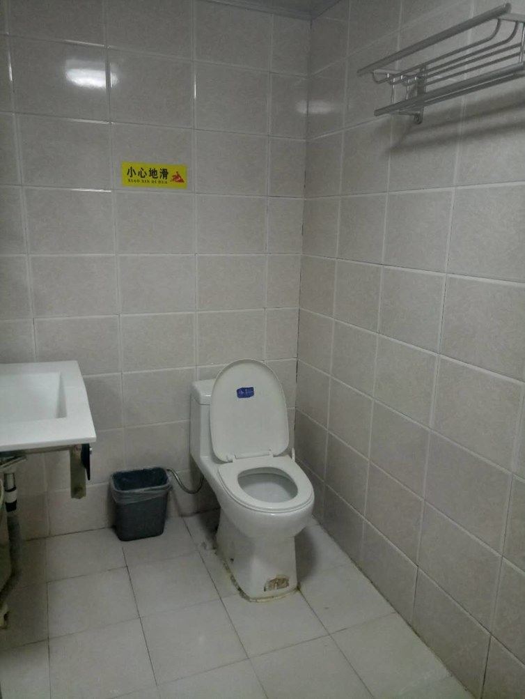 双床房