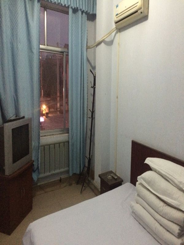 大床房(无窗)