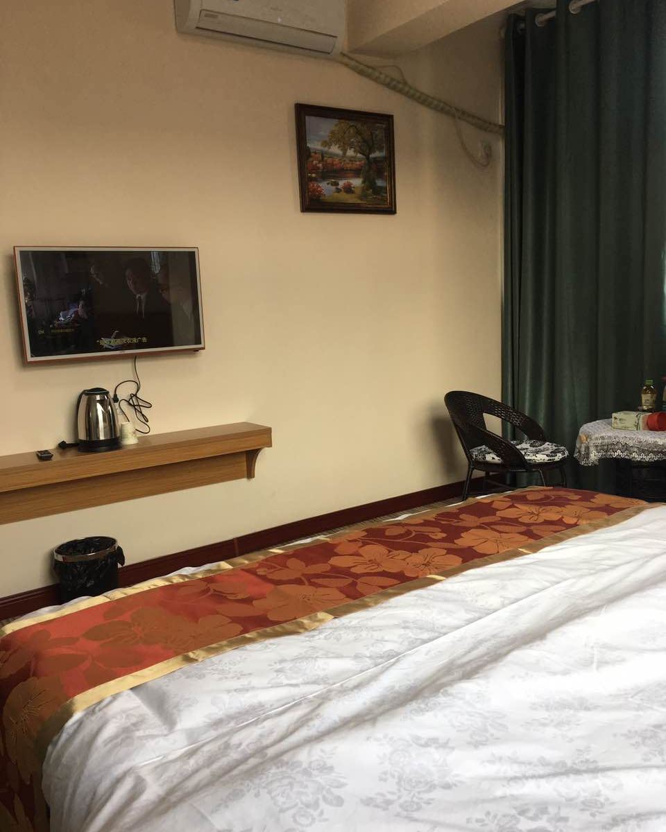 时尚大床房