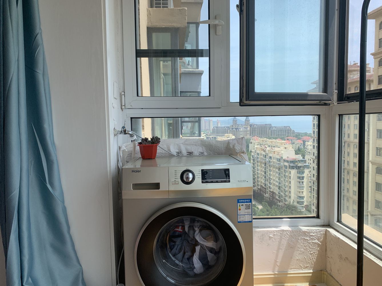 海景一室一厅