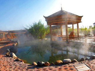云南麗江旅游一次多少錢_去云南麗江旅游怎么走_云南麗江游花多少錢