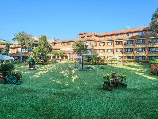 尼泊爾旅游跟團(tuán)多少錢_尼泊爾旅游花多少錢_深圳特價(jià)尼泊爾游