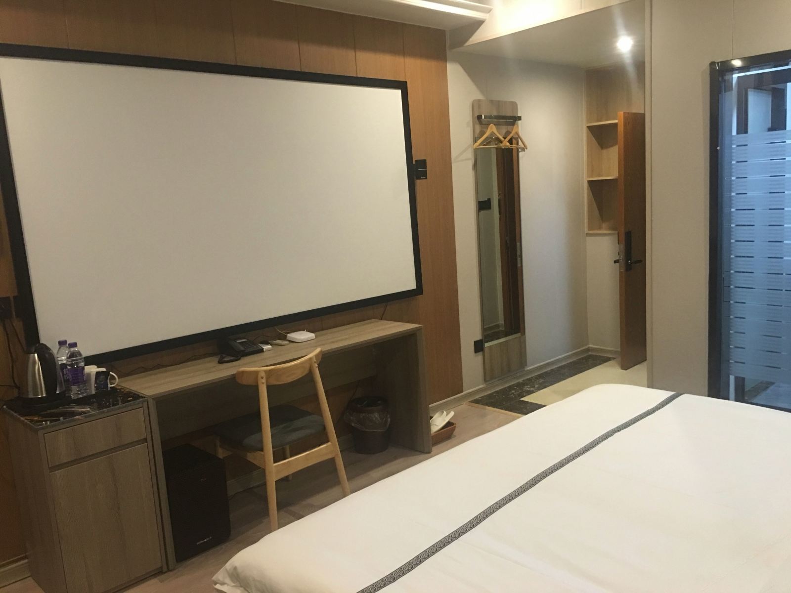 VIP影视房