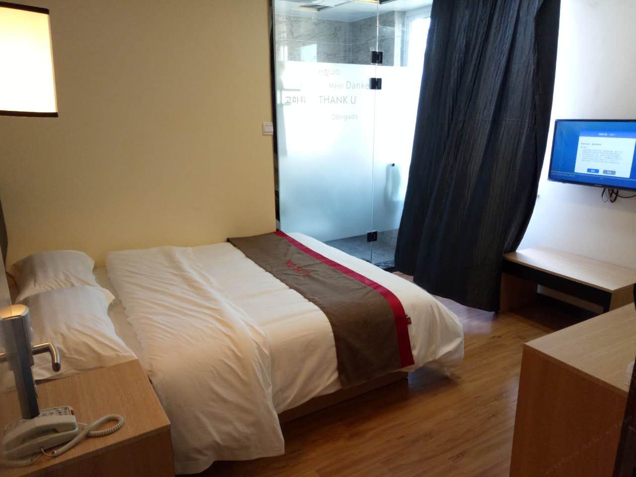 特惠大床房