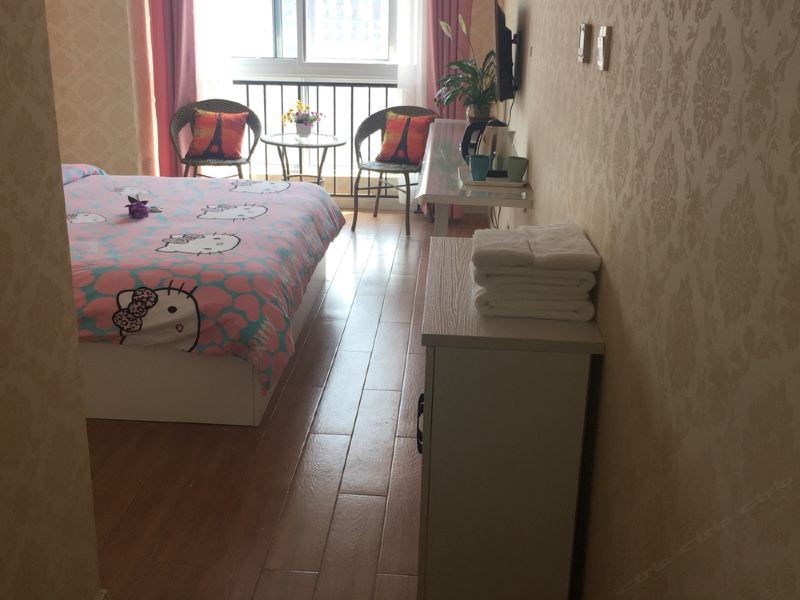 hotelPic