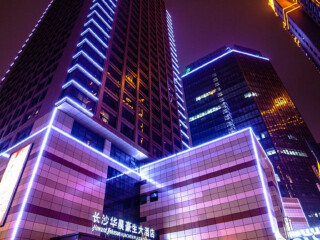 湖南張家界自由行還是跟團(tuán)好_跟團(tuán)湖南張家界游價(jià)格_廣州湖南張家界旅游團(tuán)