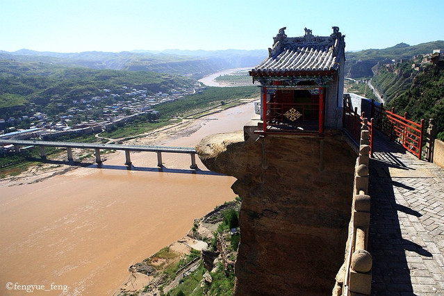 陕西佳县香炉寺