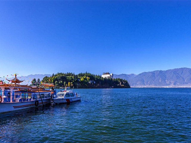 0购物,拉市海骑马划船,雪山云杉坪小索道,入住大理海景房,洱海游船