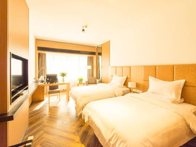 <张家界-袁家界-天子山-大峡谷-玻璃桥3日游