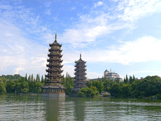 桂林陽(yáng)朔旅游大約多少錢_去桂林陽(yáng)朔旅游要多少錢_報(bào)團(tuán)去桂林陽(yáng)朔多少錢