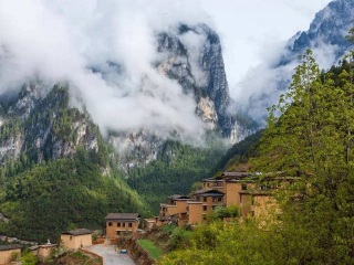 香格里拉10日游多少钱_豪华香格里拉游_旅游香格里拉